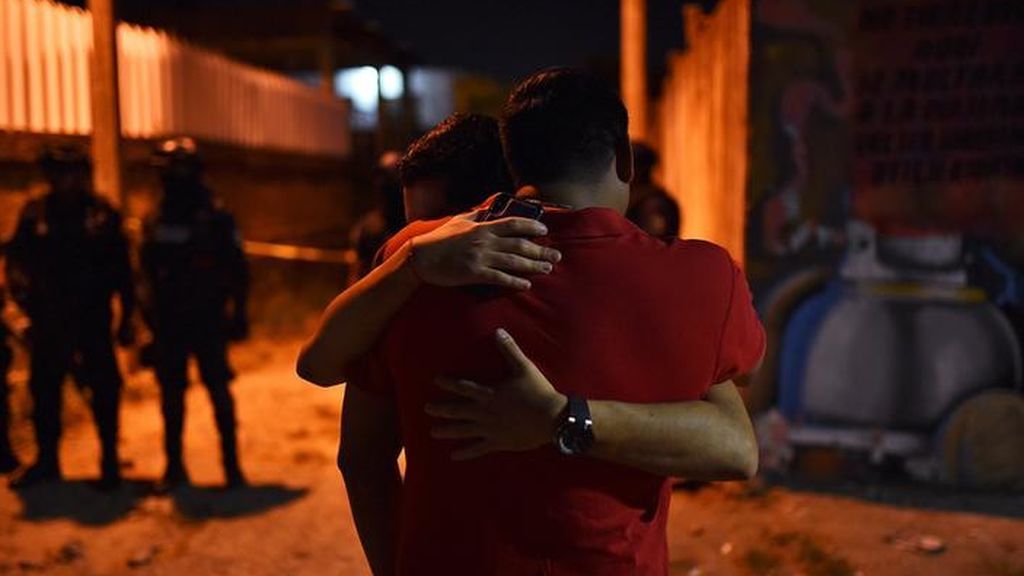 Matan a 14 personas, entre ellas un menor de dos años, en un tiroteo de México Matan a 14 personas, entre ellas un menor de dos años, en un tiroteo de México