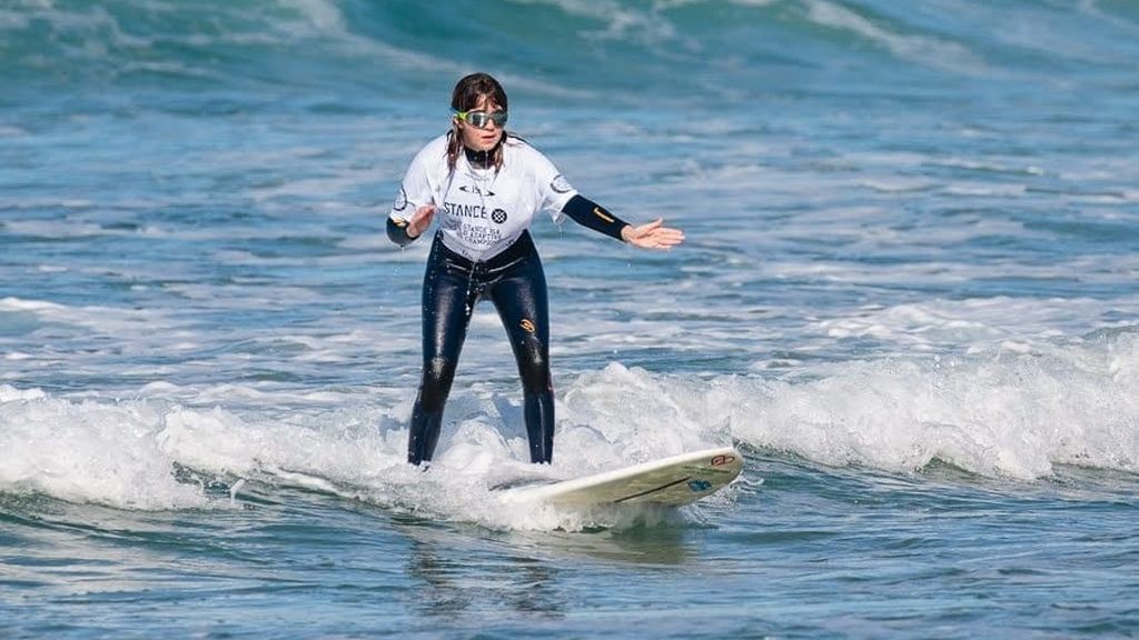 La surfista ciega Carmen López: "No hay nada imposible, las barreras te las vas a poner tú" La surfista ciega Carmen López: "No hay nada imposible, las barreras te las vas a poner tú"