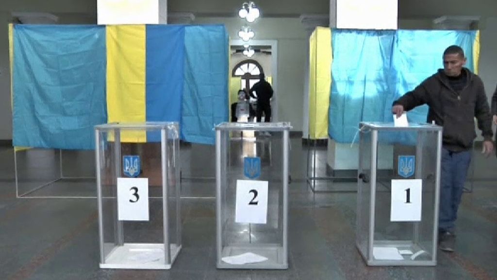 Comienza la segunda vuelta de las elecciones presidenciales en Ucrania