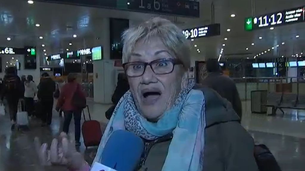 Gran indignación entre los pasajeros de Renfe tras casi diez horas de retraso