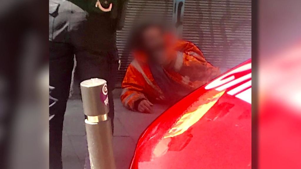 Detenido un hombre tras agredir sexualmente a una mujer y arrancarle la oreja en Barcelona
