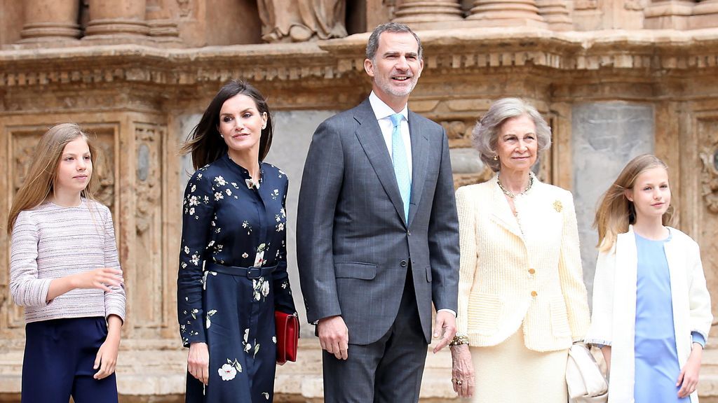 Aciertos y errores de La Familia Real en la Misa de Pascua