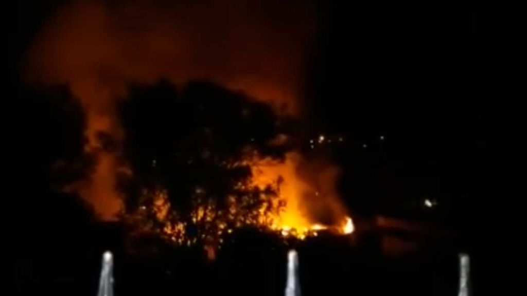 Un incendio destruye las termas de A Chavasqueiro, en Ourense