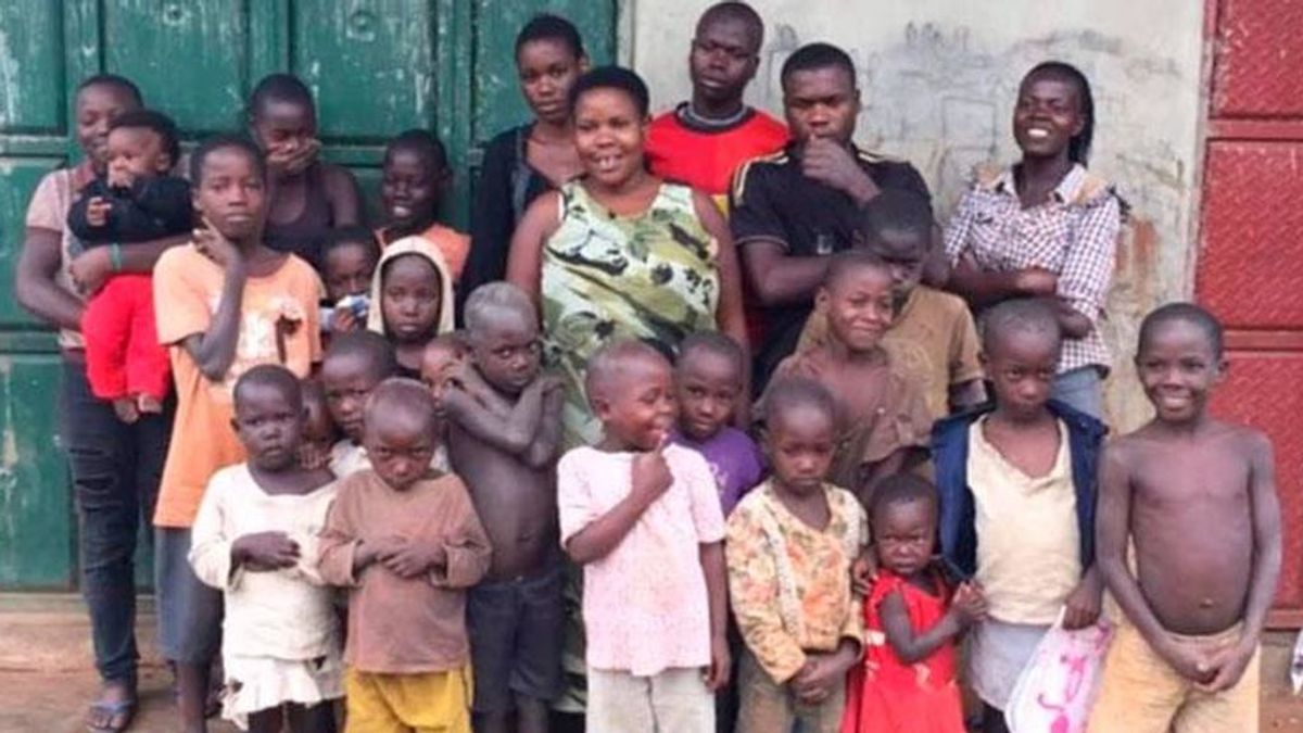 Conoce a Mariam Nabatanzi: la mujer de 40 años que ha dado a luz a  44 hijos