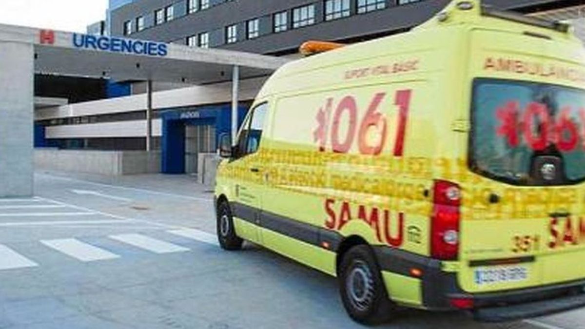 Un niño de 11 años en estado grave tras precipitarse desde varios metros de altura en Arenal (Mallorca)