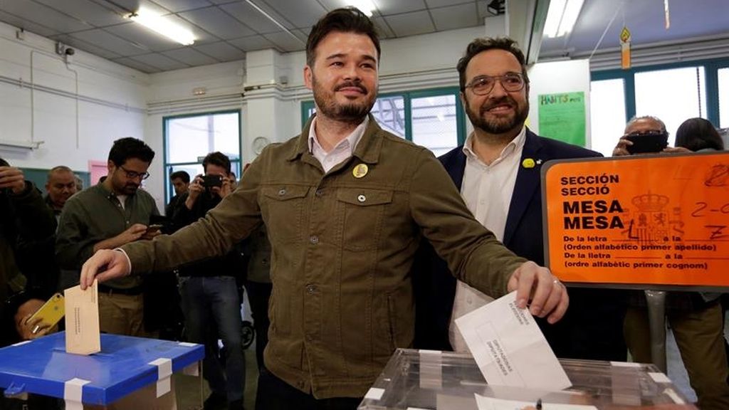 Casado, Rivera, Abascal, Iglesias y Sánchez ya han votado en las elecciones generales