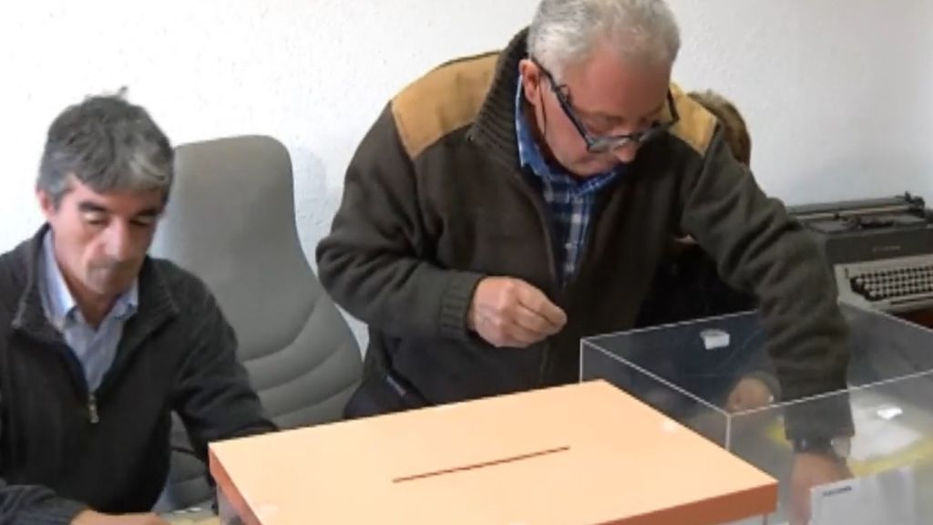 Monjas, ancianos y los seis censados de un pueblo que votan en apenas 40 segundos: curiosidades de las elecciones generales