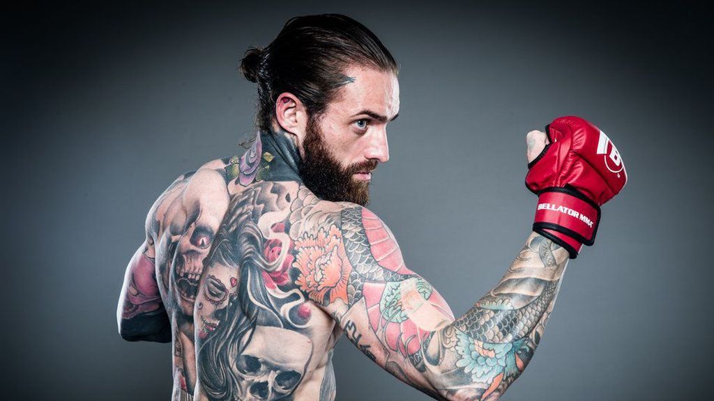 Un luchador de MMA revela el acoso que sufre tras perder una pelea: "Suicídate" Un luchador de MMA revela el acoso que sufre tras perder una pelea: "Suicídate"