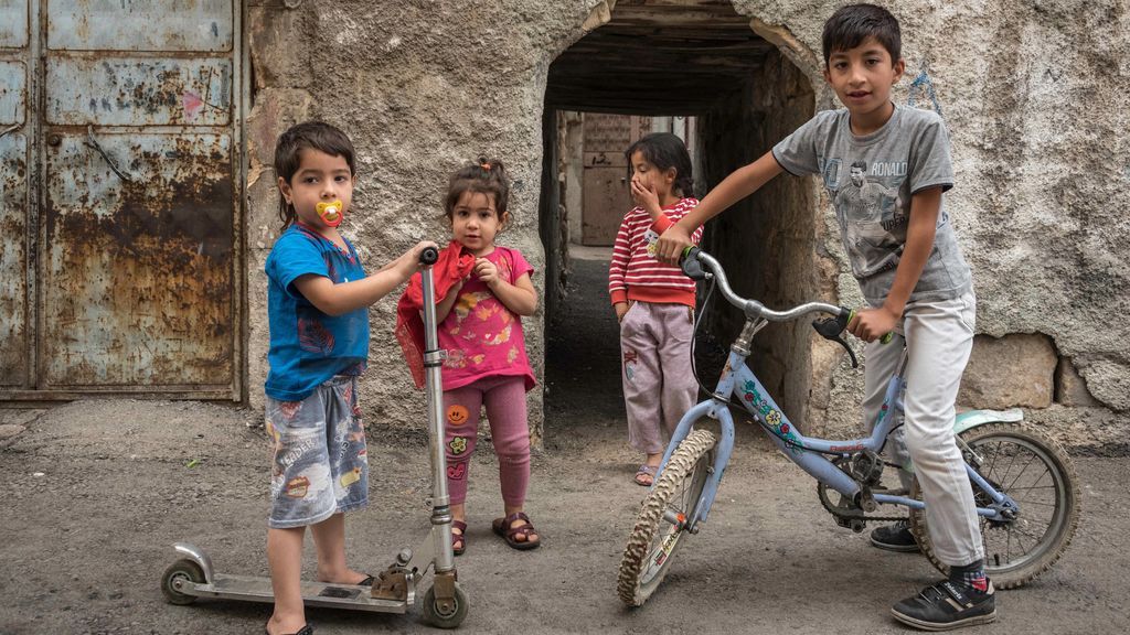 El deporte como forma de vida: Cada niño que convenza a su padre para dejar de fumar recibe una bicicleta gratis El deporte como forma de vida: Cada niño que convenza a su padre para dejar de fumar recibe una bicicleta gratis