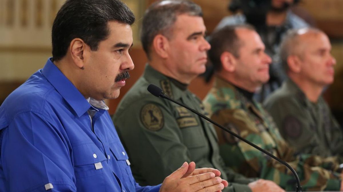 Intentona golpista en Venezuela: Maduro canta victoria y Leopoldo López se pone a salvo en la embajada española