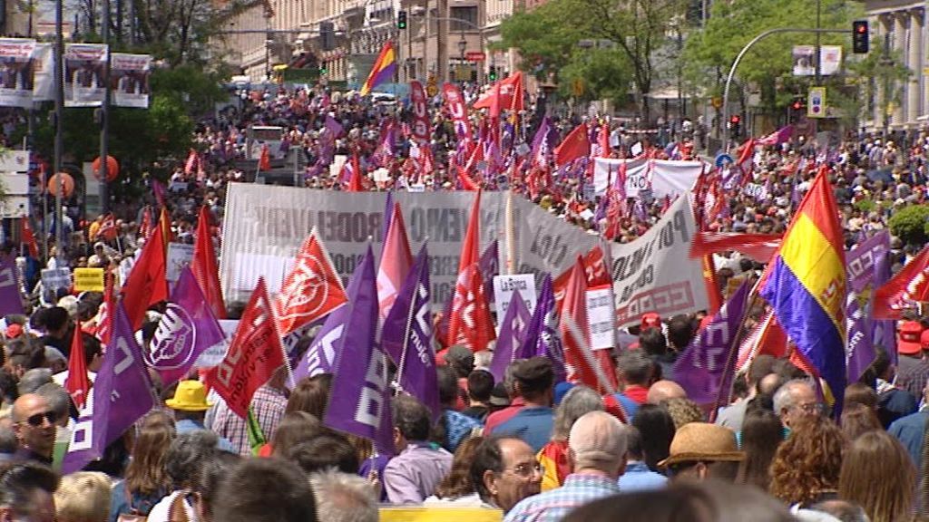 La calle pide un pacto con Podemos durante el 1 de mayo