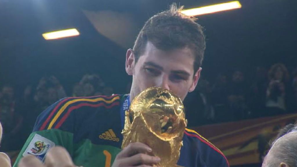 Iker Casillas, arropado por el cariño de un país eternamente agradecido