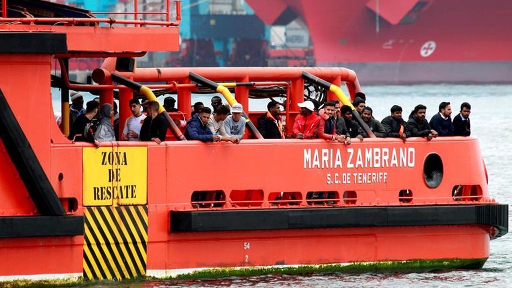 Rescatan a 359 personas, entre ellas 13 niños, que se encontraban en nueve pateras Rescatan a 359 personas, entre ellas 13 niños, que se encontraban en nueve pateras