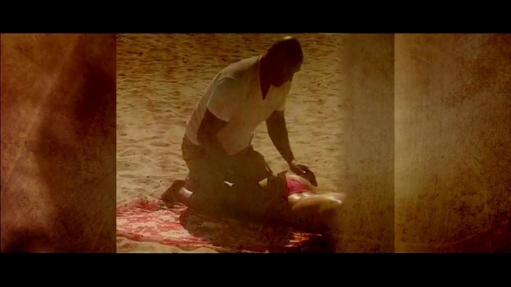 Kiko Matamoros, poniendo crema a su novia Marta López