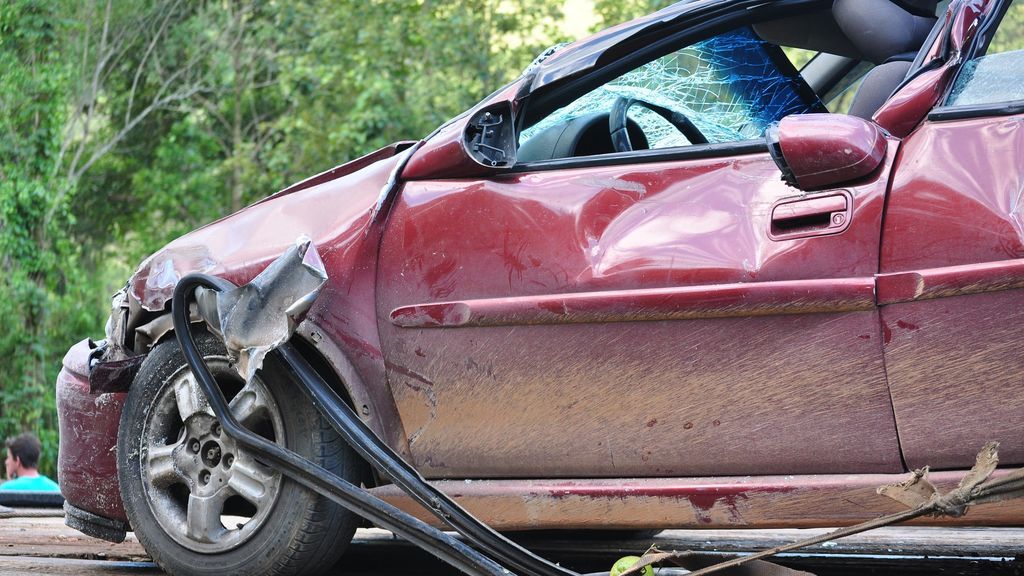 Dos muertos y tres heridos en un accidente de tráfico en Guadalajara Dos muertos y tres heridos en un accidente de tráfico en Guadalajara