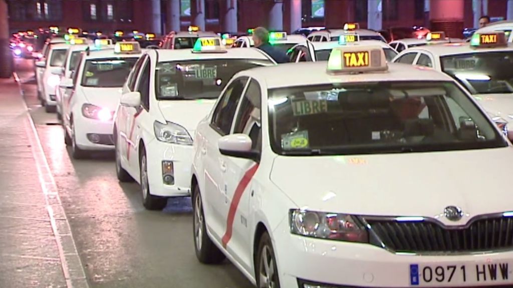 Solo 87 diputados renunciaron a la tarjeta taxi la pasada legislatura