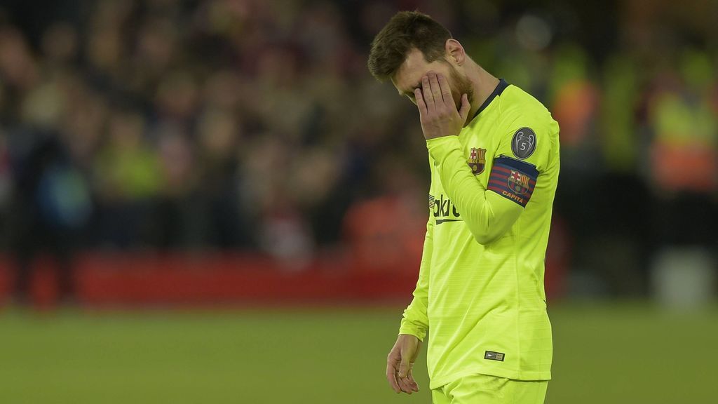 El dolor de Messi tras caer en Anfield: rompió a llorar en el vestuario del Barça El dolor de Messi tras caer en Anfield: rompió a llorar en el vestuario del Barça