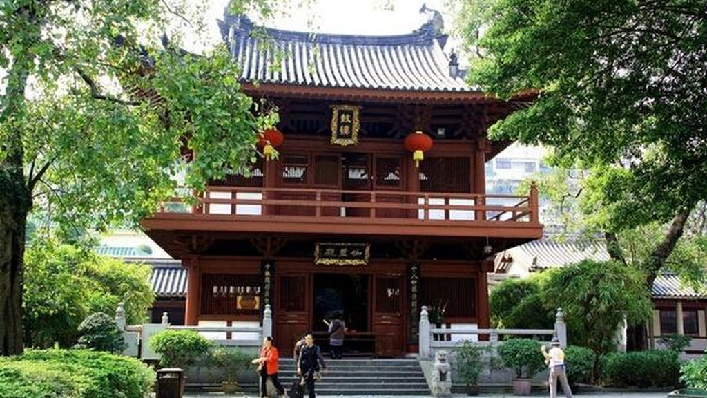 travel-to-china-guagnzhou-Bright-Filial-Piety-Temple-in-Guangzhou