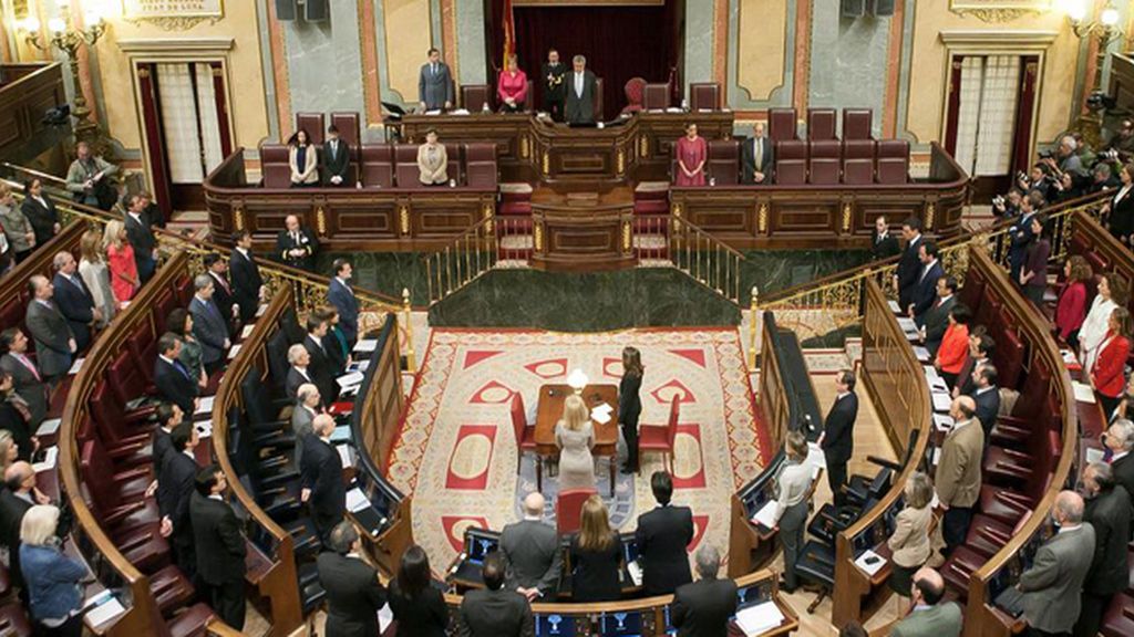 Solo 5 diputados renuncian a la indemnización por la disolución de las Cortes Solo 5 diputados renuncian a la indemnización por la disolución de las Cortes