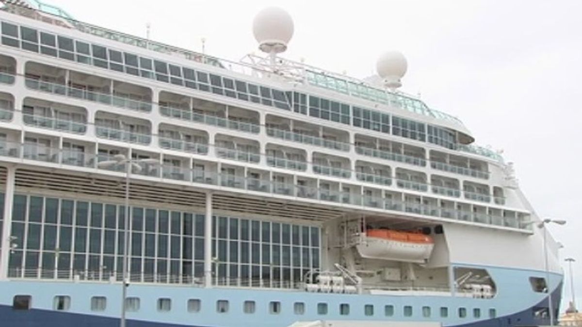 Los cruceros aumentan los ingresos de Cádiz en casi un millón de euros