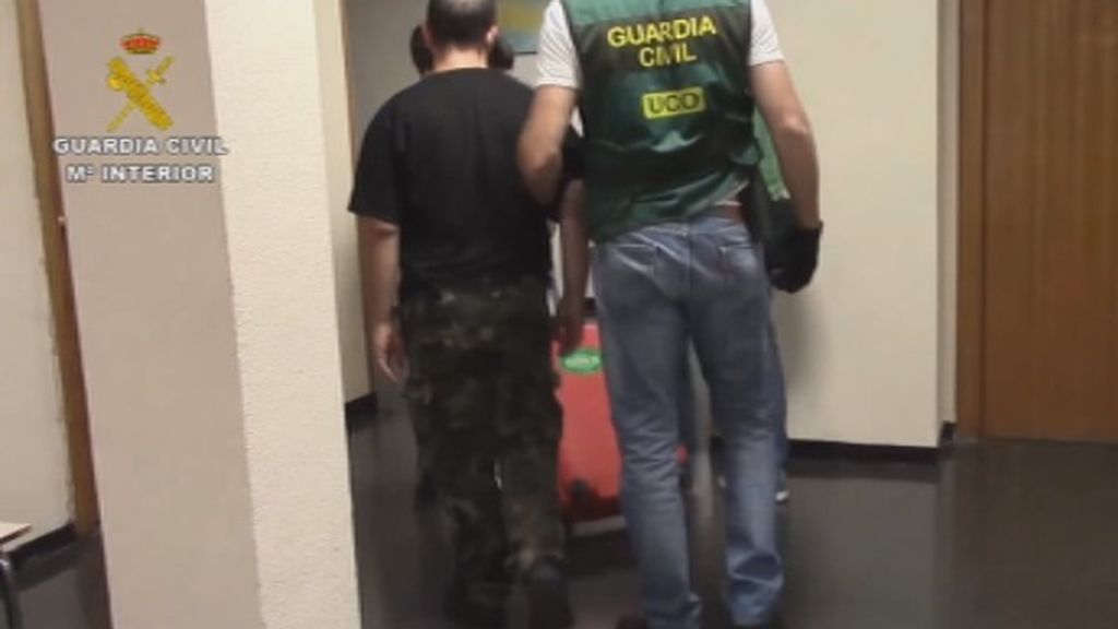 La Guardia Civil y el FBI detienen a 31 personas que captaban menores con fines sexuales por internet