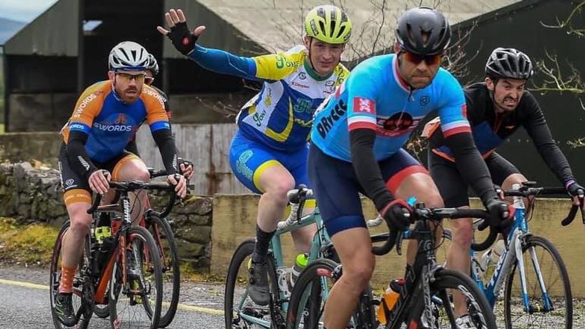 Fallece un ciclista irlandés tras sufrir una caída durante una carrera Fallece un ciclista irlandés tras sufrir una caída durante una carrera