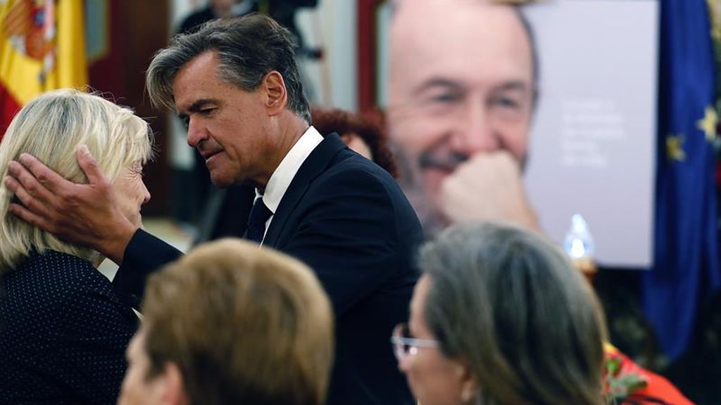 Último adiós a Rubalcaba en el Congreso de los Diputados