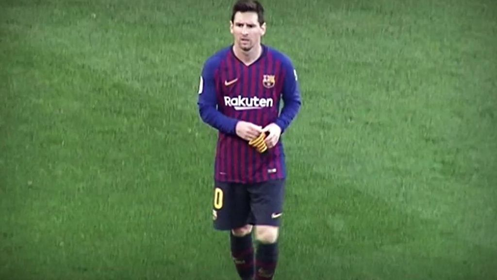 Messi, el primero en marcharse al túnel del vestuario tras el partido ante el Getafe