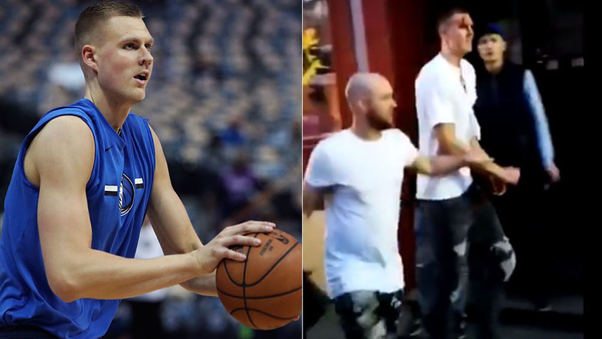 Porzingis acaba con la cara ensangrentada y la camiseta rota tras pelearse con dos aficionados rusos de los Knicks Porzingis acaba con la cara ensangrentada y la camiseta rota tras pelearse con dos aficionados rusos de los Knicks