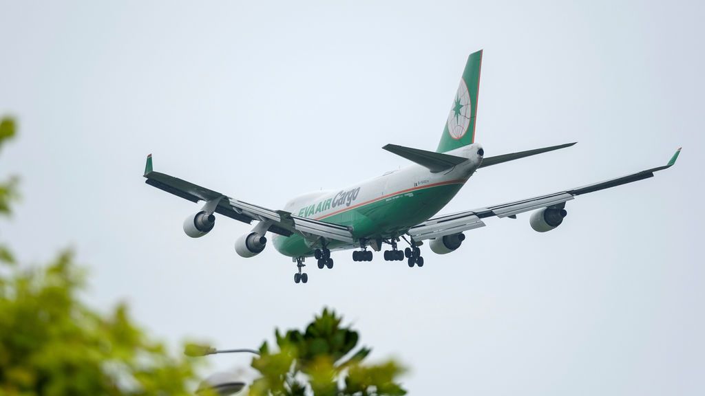 Un controlador que confundió la derecha con la izquierda, a punto de provocar un incidente aéreo Un controlador que confundió la derecha con la izquierda, a punto de provocar un incidente aéreo