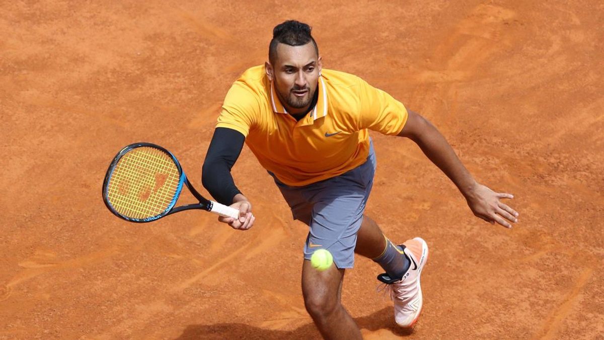 Insultos, lanzamiento de silla y raquetacos: Kyrgios, descalificado del torneo de Roma tras un lamentable espectáculo Insultos, lanzamiento de silla y raquetacos: Kyrgios, descalificado del torneo de Roma tras un lamentable espectáculo