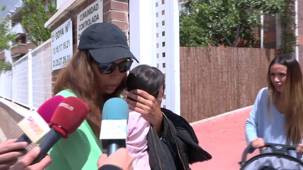 Las primeras imágenes de Toñi Salazar entrando a su casa tras el robo