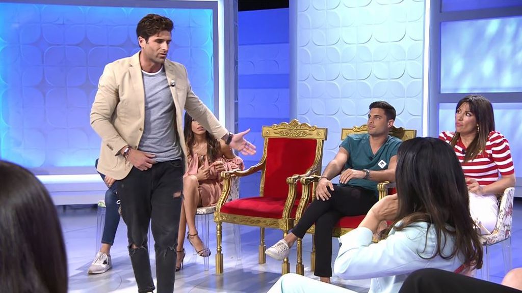 Efrén echa a Merxe de su trono