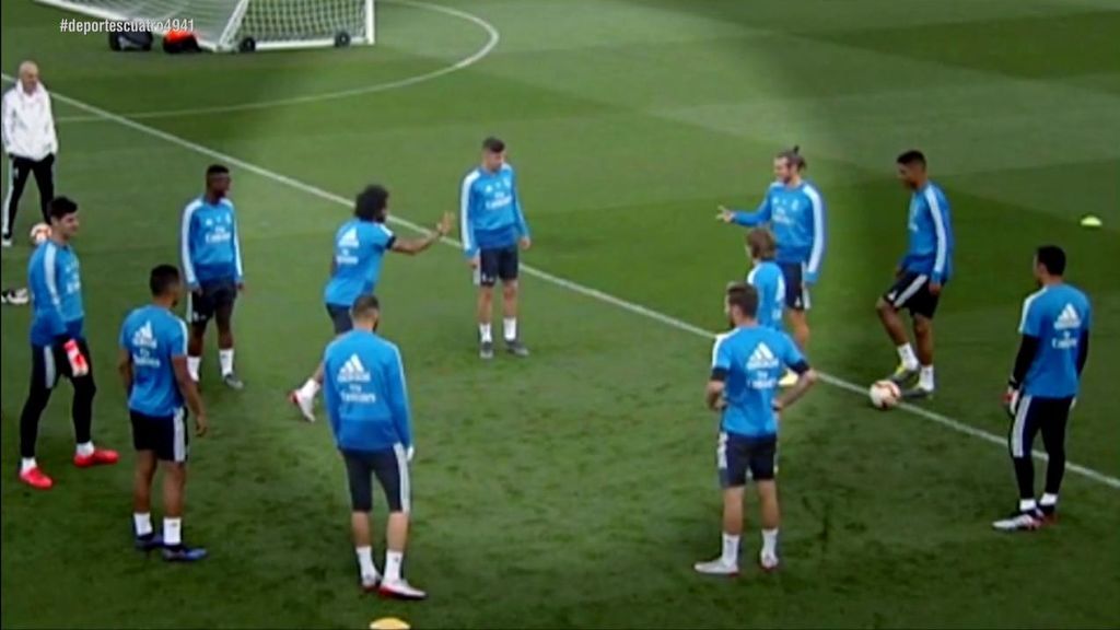 El ‘piedra, papel o tijera’ de Gareth Bale y Marcelo en el entrenamiento del Madrid