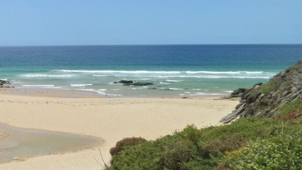 Muere un surfista en una playa de Porto do Son (A Coruña)