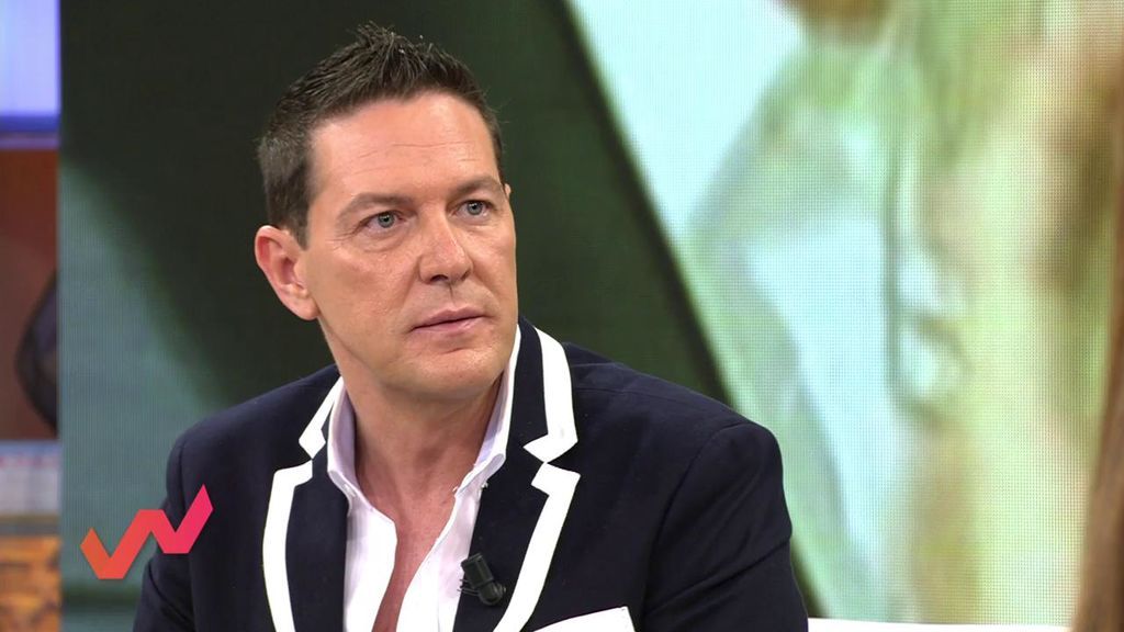 Óscar Lozano descubre que no está invitado a la boda de Belén Esteban