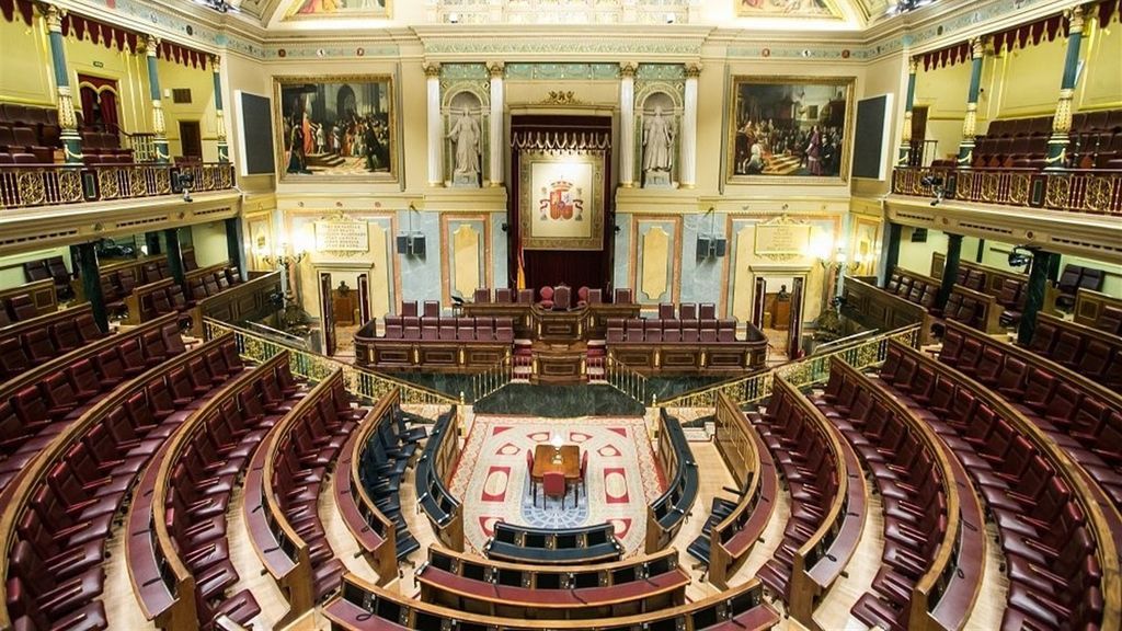 Los políticos presos toman por primera vez posesión como diputados