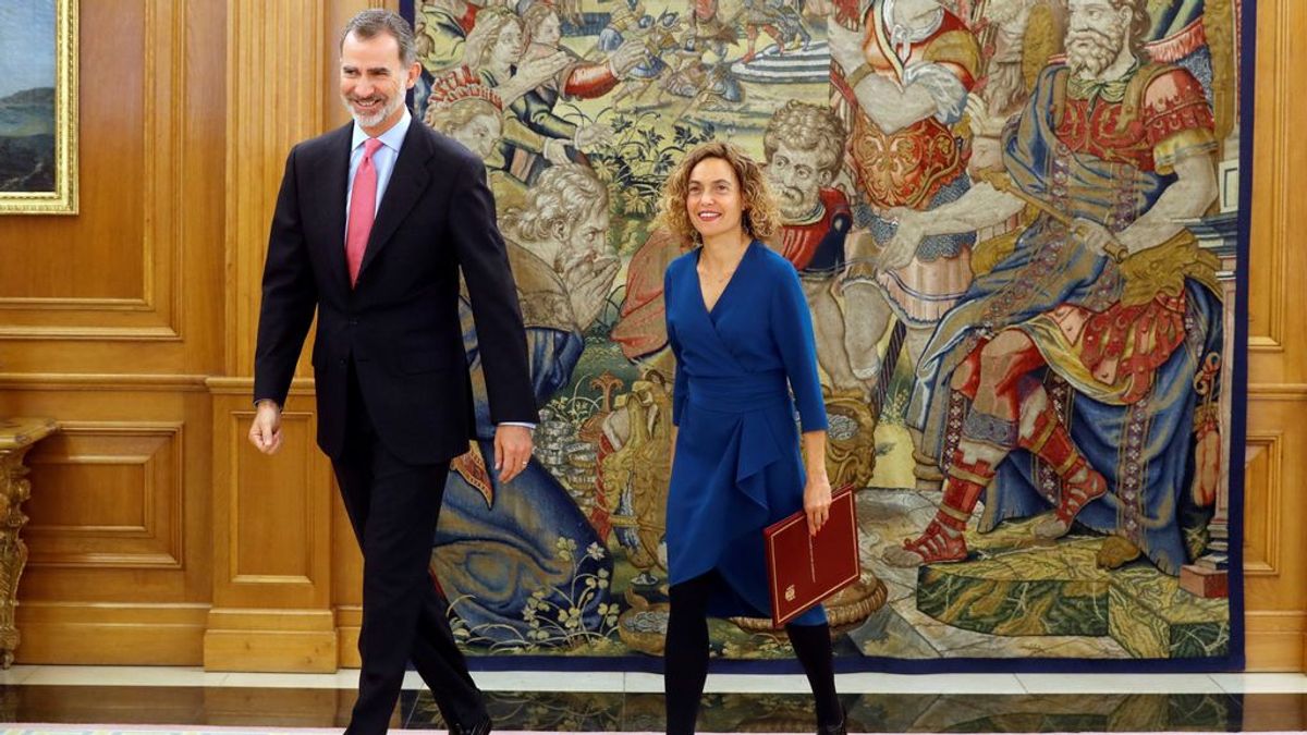Felipe VI se entrevista por primera vez con los nuevos presidentes de las dos cámaras