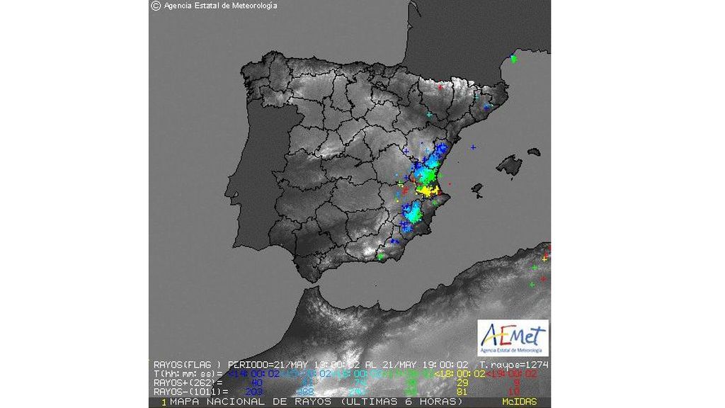 Densidad de descargas eléctricas el martes a las 19 h en el Levante