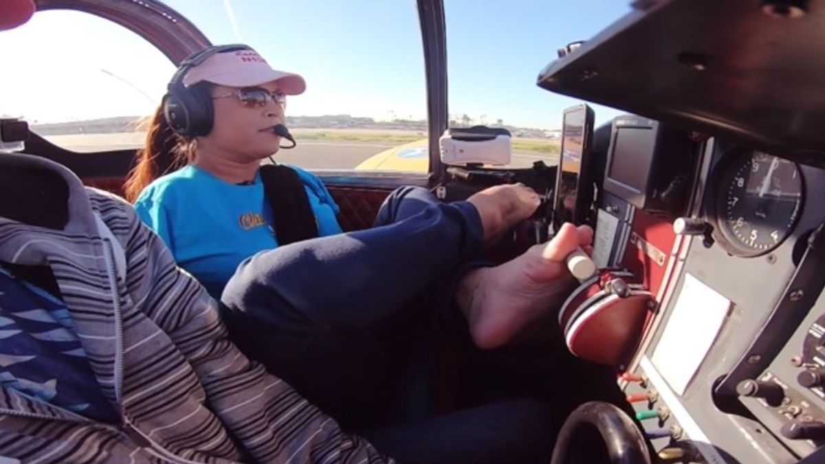 La increíble historia de superación de Jessica Cox: aprende a pilotar un avión con los pies al nacer sin brazos