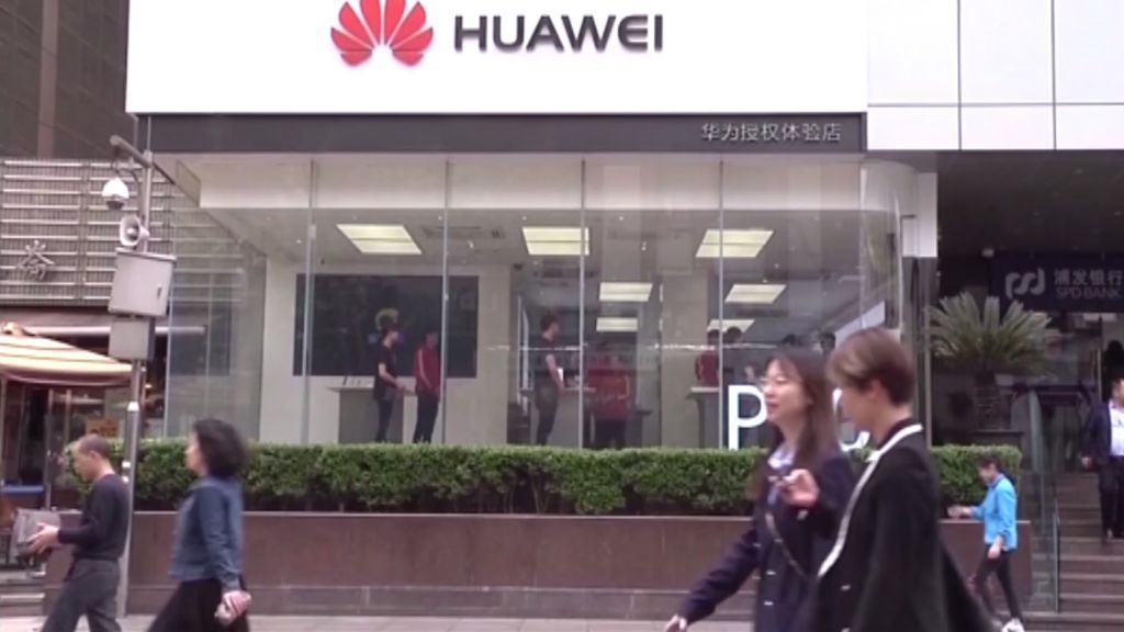 Operadores británicos y japoneses también vetan a un Huawei casi sin chips