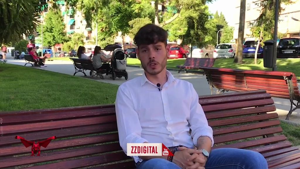 Los “gorilas” de Abascal empujan a la reportera de ‘Todo es mentira’  cuando le pregunta por el pasado nazi del número uno de Pinto por Vox