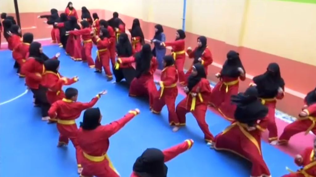 Las mujeres en Egipto practican artes marciales para defenderse de sus acosadores