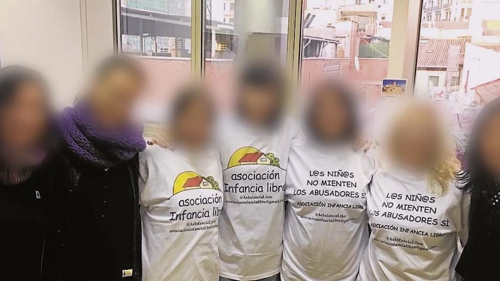La Policía investiga cinco denuncias más contra madres de Infancia Libre