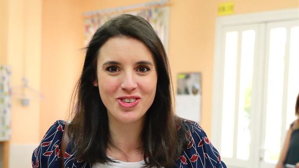Irene Montero ejerce el derecho al voto