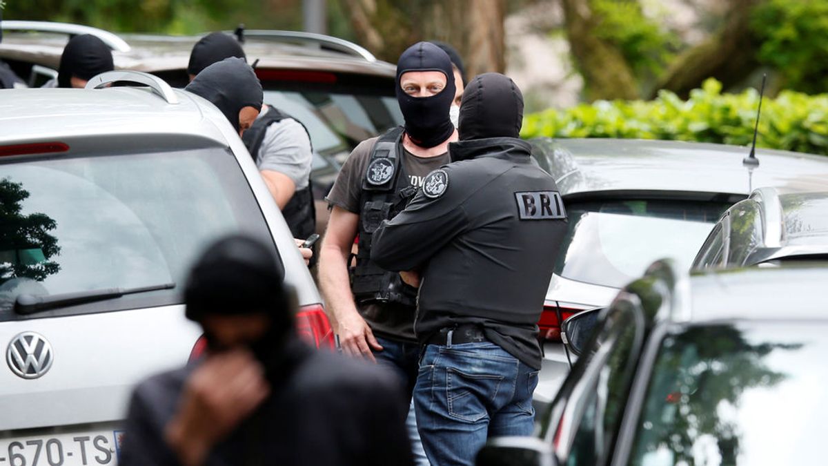 Cuatro detenidos por el ataque con explosivos en Lyon que dejó 13 heridos