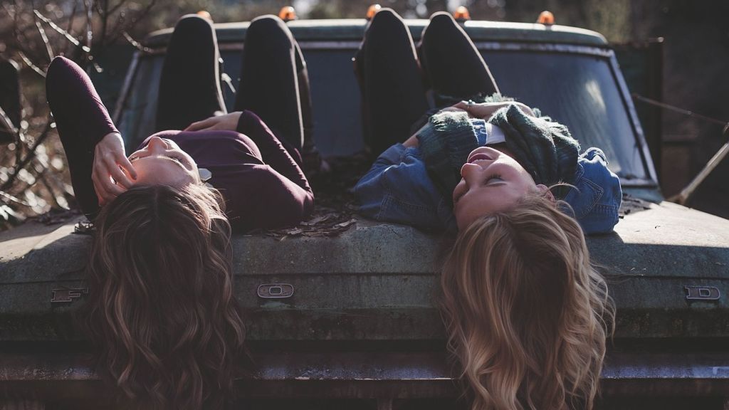 Las mujeres son más felices sin matrimonio ni hijos Las mujeres son más felices sin matrimonio ni hijos