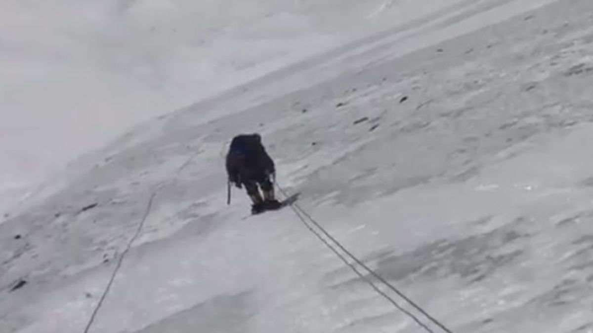 La denuncia de Robin Haynes, décimo alpinista fallecido, poco antes de perder la vida en el Everest: “Los retrasos por el hacinamiento de gente podría resultar fatal”