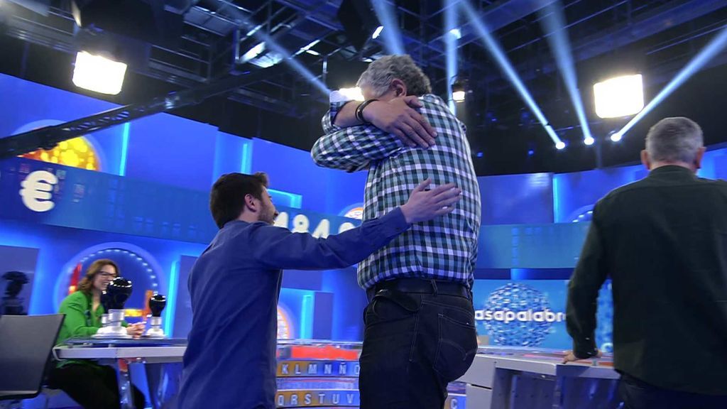 Orestes y Romay protagonizan el momentazo del día con su diferencia de altura