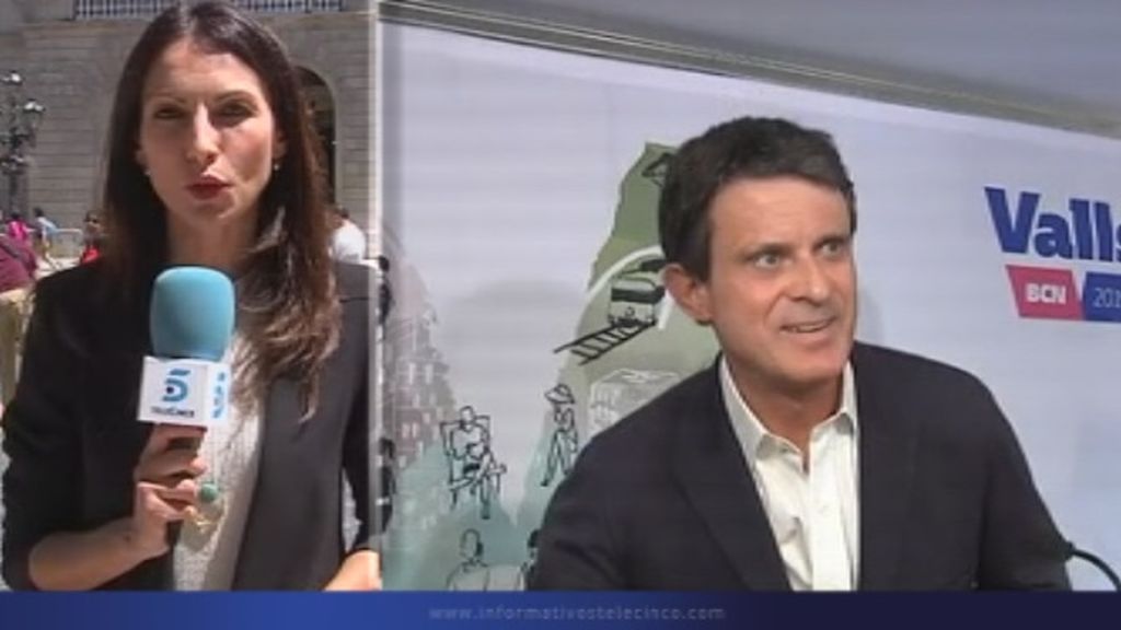 El pactómetro nos vuelve locos: Valls tiende la mano a Colau y Carmena no tira la toalla
